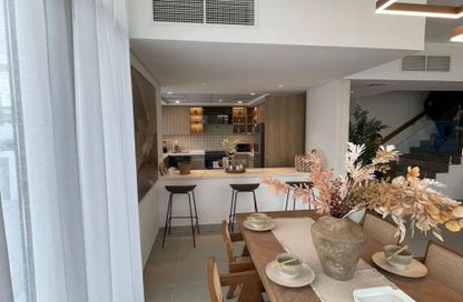 Villa - 4 - 6 for sale in Sun Island - Ajmal Makan City - Sharjah Waterfront City - Sharjah