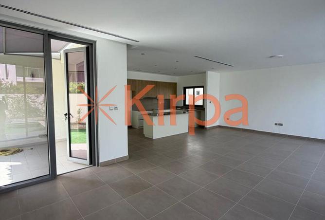 85331800 - Property Main Image