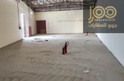 Warehouse - Studio - 1 Bathroom for rent in Umm Al Thuoob - Umm Al Quwain