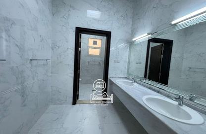 Villa - 7 Bedrooms - 7+ Bathrooms for rent in Shakhbout City - Abu Dhabi