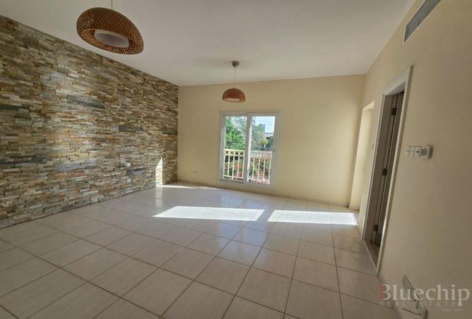 54925900 - Property Image 3