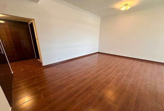 105981946 - Property Image 2