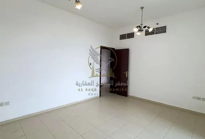 162321015 - Property Image 3