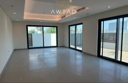 فيلا - 3 غرف نوم - 4 حمامات للبيع في مدينة الشارقة المستدامة - الشارقة