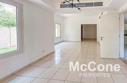 Villa - 3 Bedrooms - 4 Bathrooms for rent in Springs 8 - The Springs - Dubai