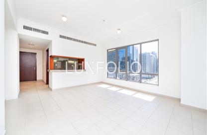 Apartment - 1 Bedroom - 1 Bathroom for sale in South Ridge 6 - South Ridge - Downtown Dubai - Dubai Apartment - 1 Bedroom - 1 Bathroom for sale in South Ridge 6 - South Ridge - Downtown Dubai - Dubai