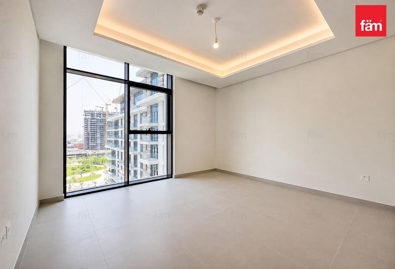 Premium 2br EnSuite + Maid | Park View photo 9