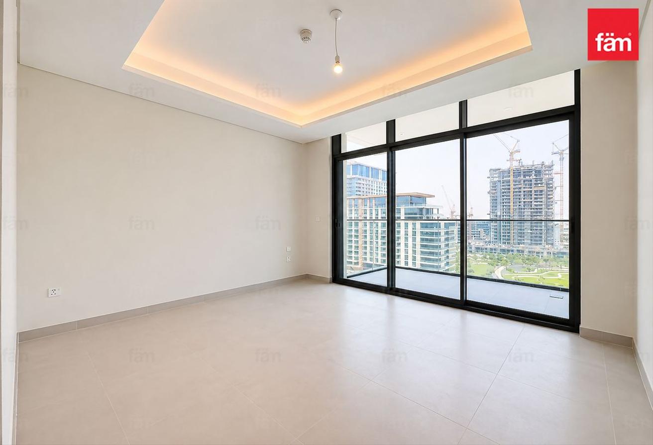 Premium 2br EnSuite + Maid | Park View photo 8