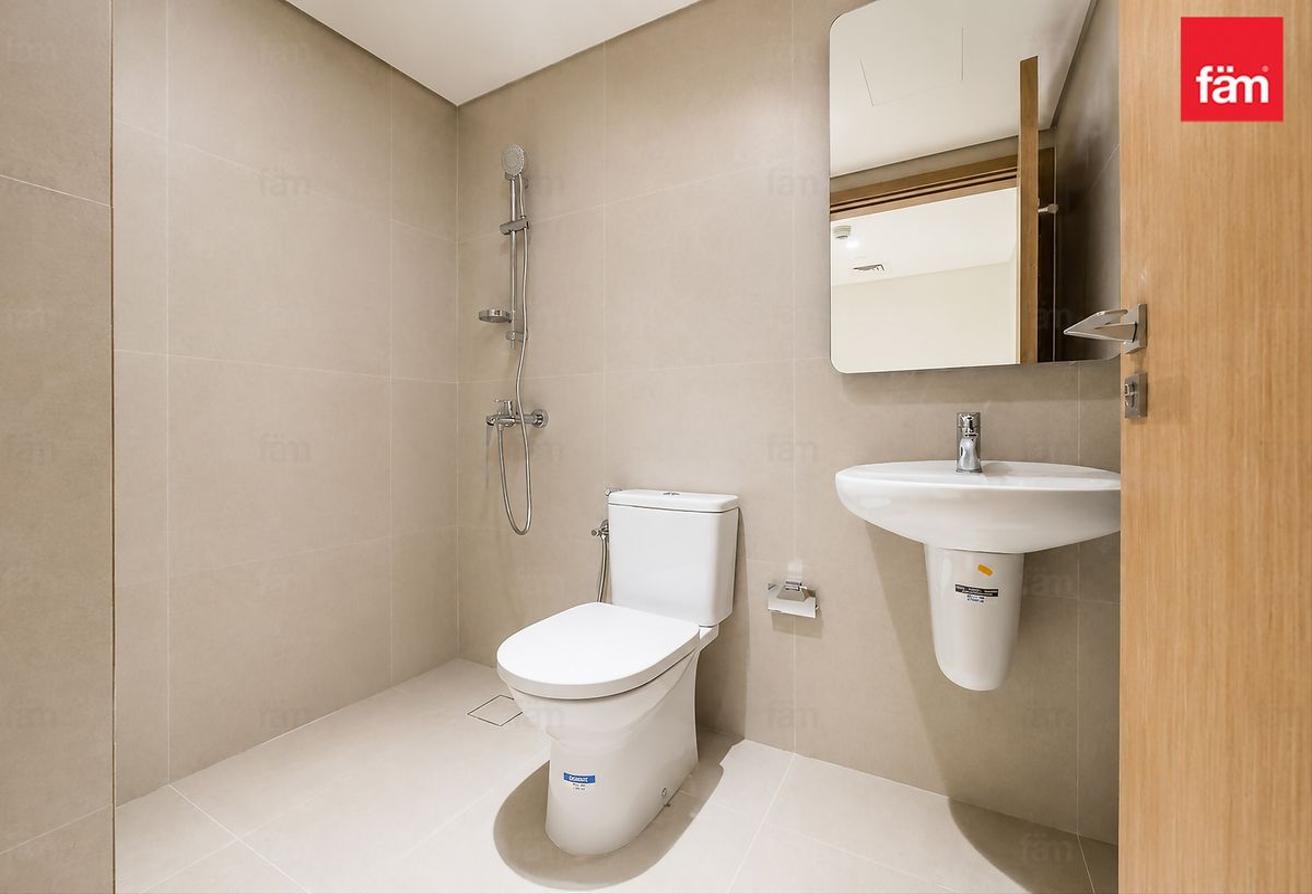 Premium 2br EnSuite + Maid | Park View photo 19