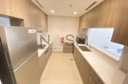 Apartment - 2 - 3 for rent in Views F - Yas Golf Collection - Yas Island - Abu Dhabi