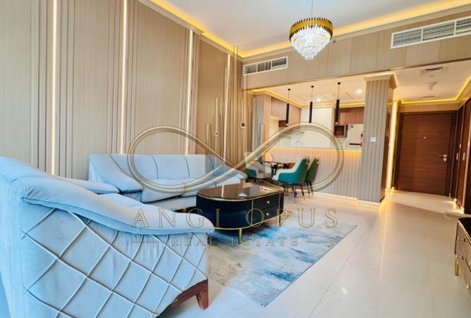 121101043 - Property Image 2