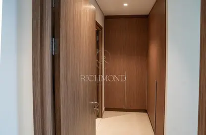 Apartment - 2 Bedrooms - 2 Bathrooms for rent in Seagate Building 3 - Seagate - Mina Rashid - Dubai