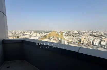 Apartment - 1 Bathroom for rent in RAK Tower - Al Seer - Ras Al Khaimah