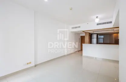 Apartment - 1 Bedroom - 1 Bathroom for rent in Claren Tower 2 - Claren Towers - Downtown Dubai - Dubai