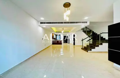Villa - 4 Bedrooms - 5 Bathrooms for rent in Palace Estates - District 14 - Jumeirah Village Circle - Dubai