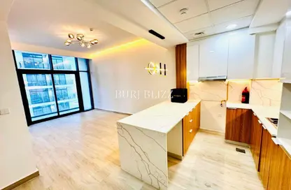 Apartment - 1 Bedroom - 2 Bathrooms for rent in The East Crest by Meteora - District 17 - Jumeirah Village Circle - Dubai