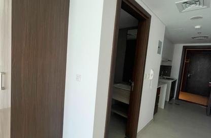 Apartment - Studio - 1 for rent in Hamriyah Free Zone - Sharjah Apartment - Studio - 1 for rent in Hamriyah Free Zone - Sharjah