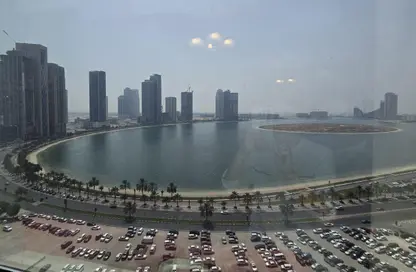 شقة - 2 غرف نوم - 2 حمامات للبيع في شارع التعاون - التعاون - الشارقة