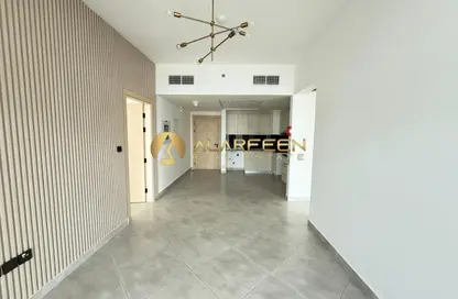 Apartment - 3 Bedrooms - 3 Bathrooms for rent in Binghatti Avenue - Al Jaddaf - Dubai