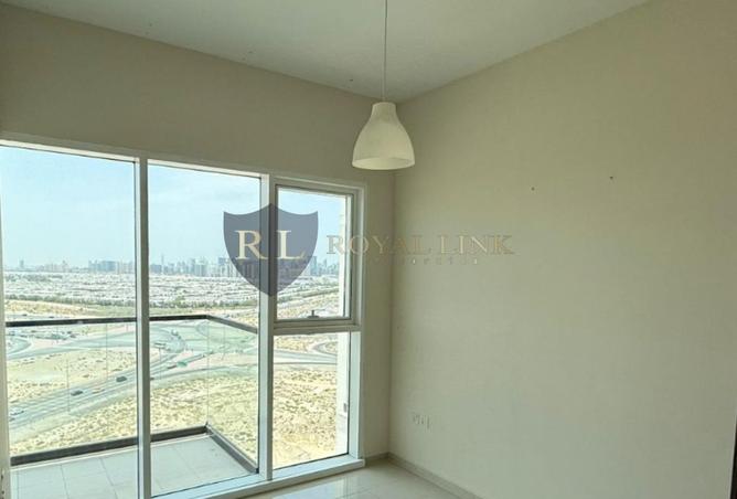 82802365 - Property Image 3