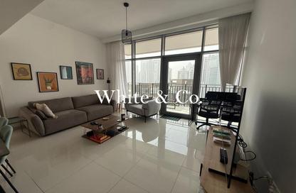 Apartment - 1 Bedroom - 2 Bathrooms for sale in Boulevard Crescent Tower 1 - BLVD Crescent - Downtown Dubai - Dubai