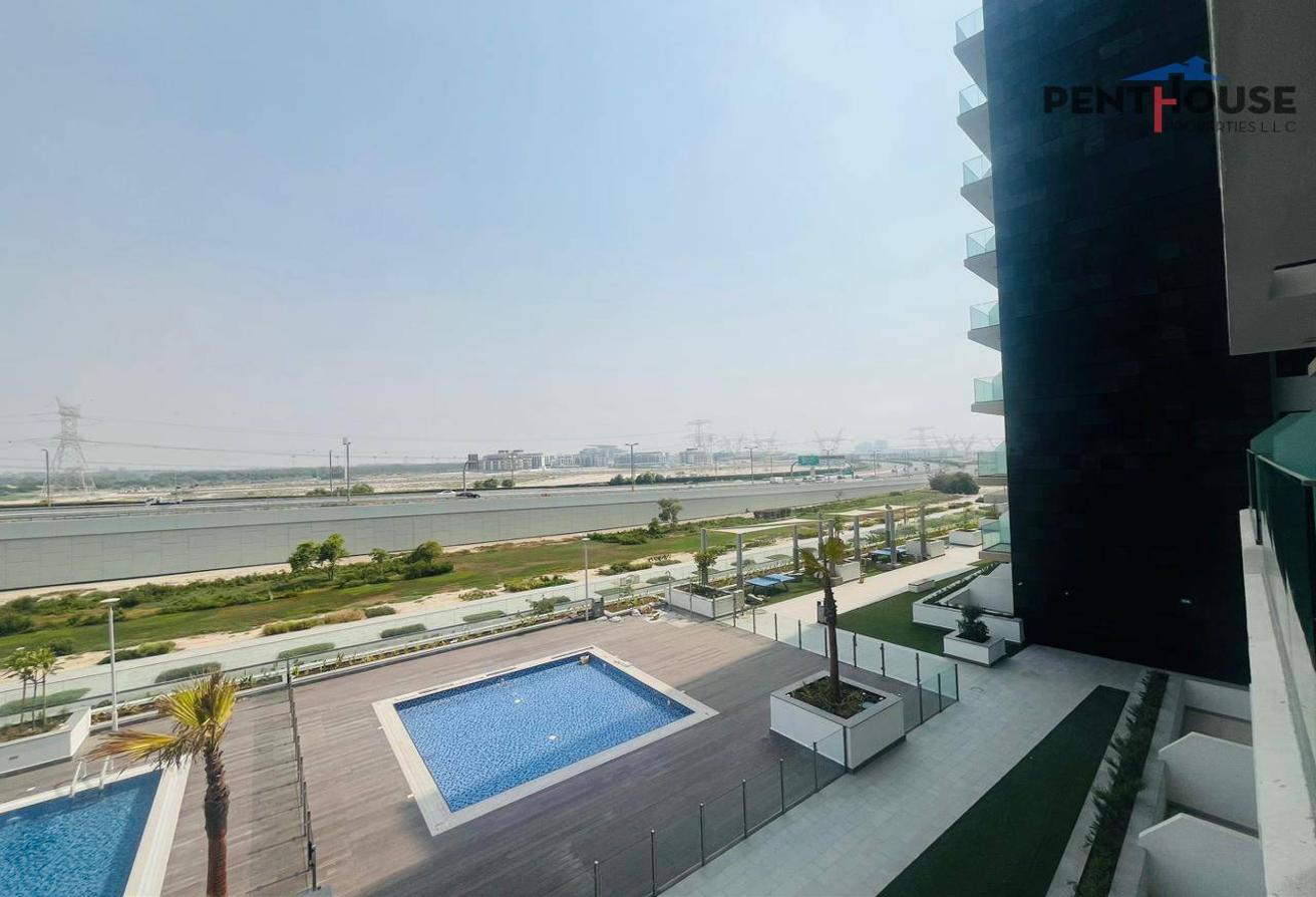 Spacious Furnished | High Floor | Prime Location photo 6