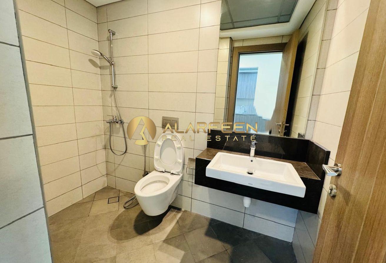 Premium 1 BR | Downtown View | Chiller Free photo 9