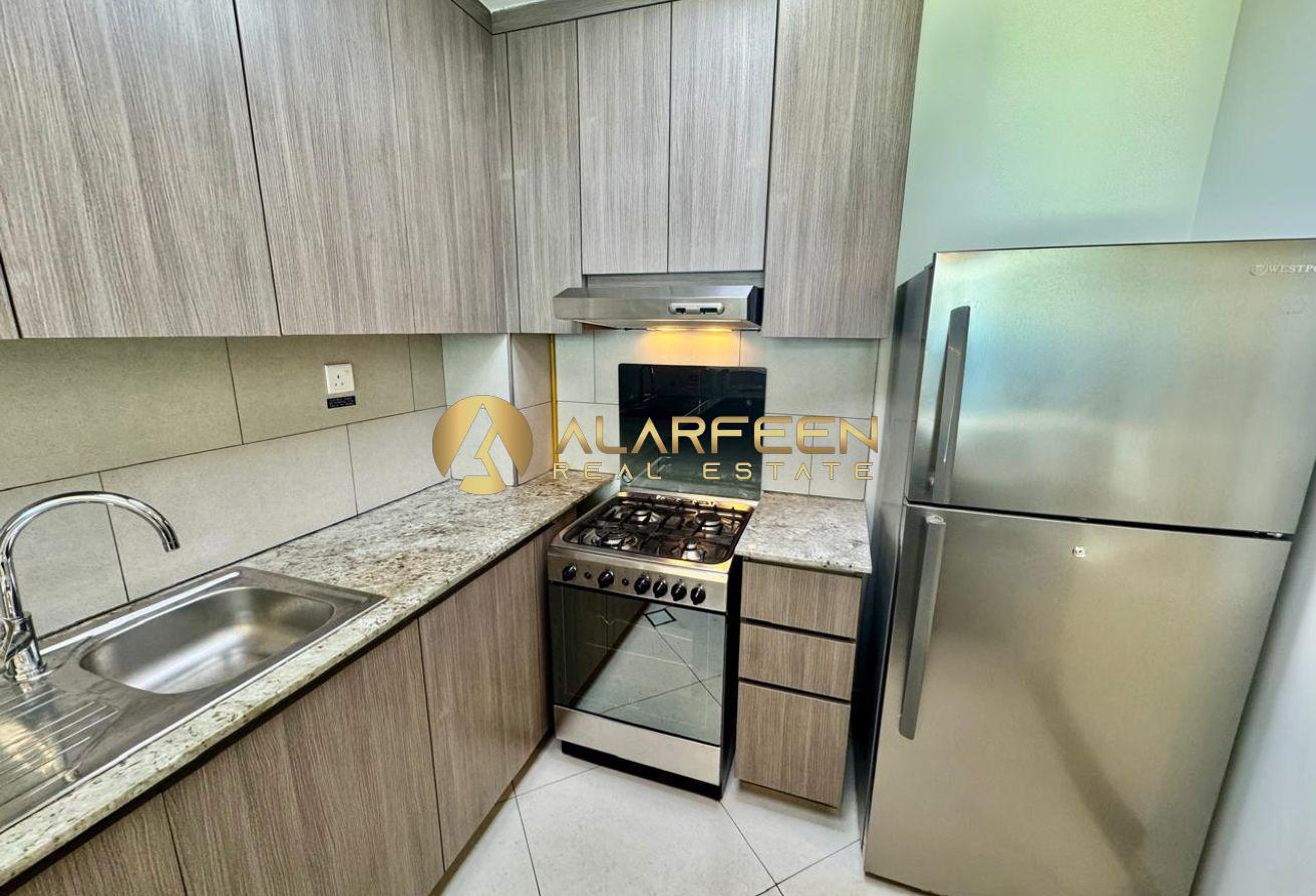 Premium 1 BR | Downtown View | Chiller Free photo 5