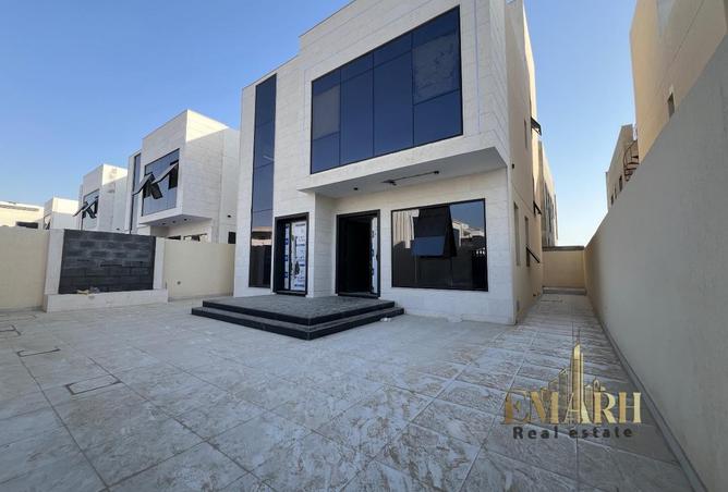 98699114 - Property Image 3