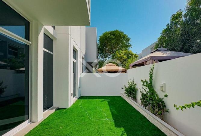 60518353 - Property Image 3