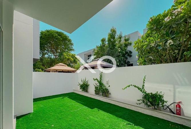 60518353 - Property Image 2