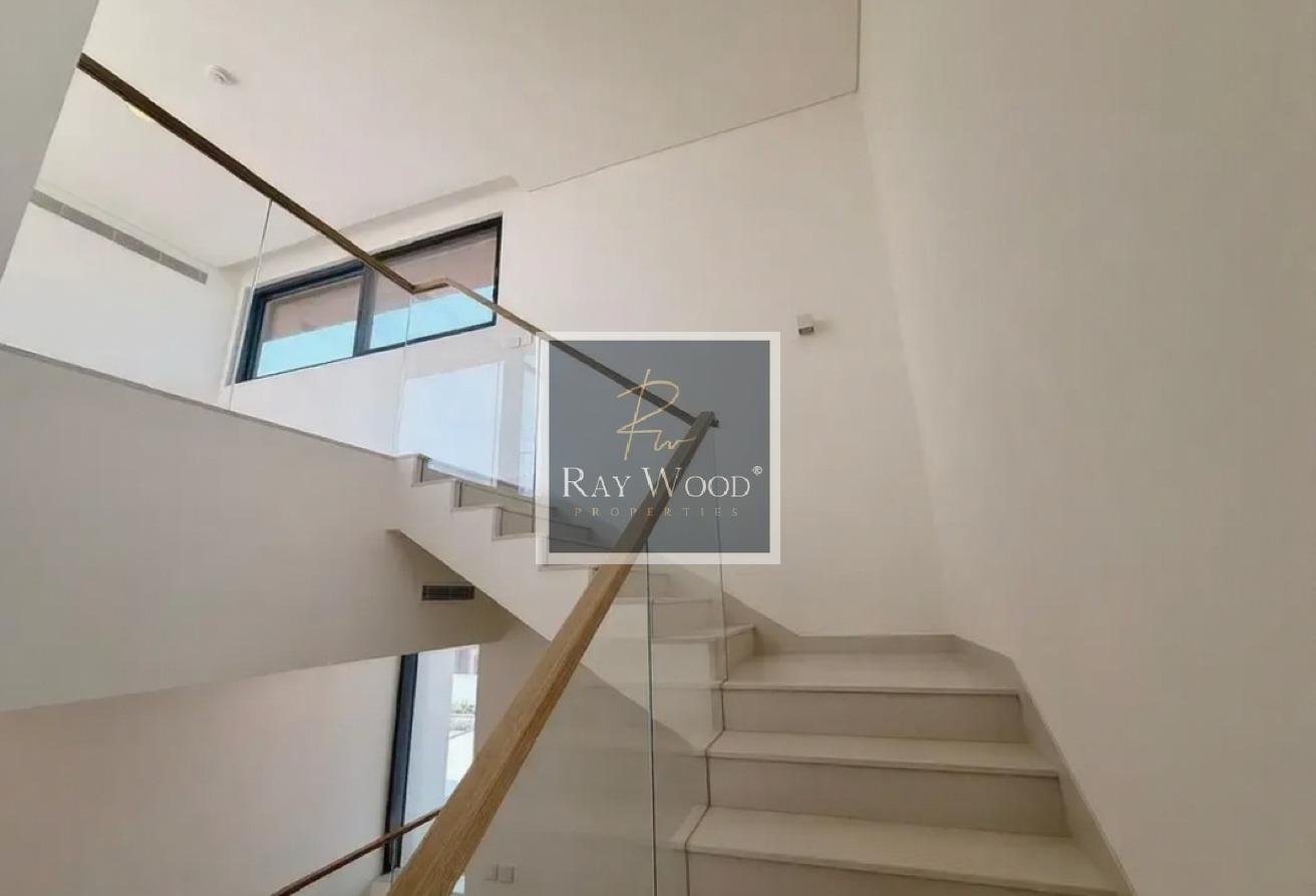 Luxury 4BR Villa | Huge Plot | Standalone photo 9