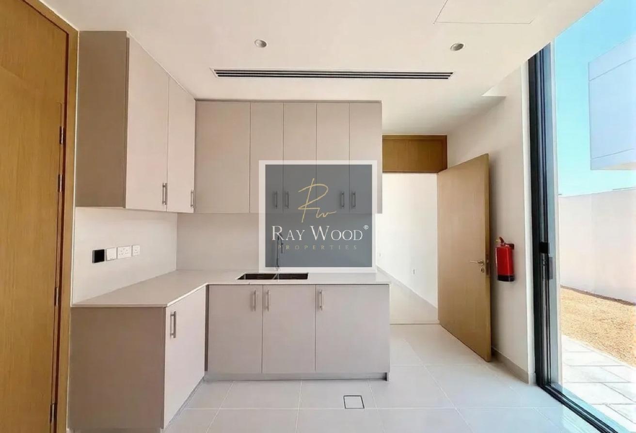 Luxury 4BR Villa | Huge Plot | Standalone photo 6
