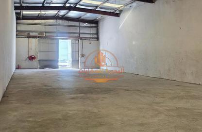 Warehouse - Studio - 1 for rent in Industrial Building 13 - Industrial Area 13 - Sharjah Industrial Area - Sharjah