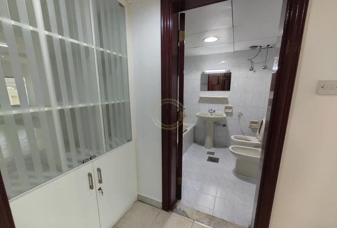 78183237 - Property Image 3