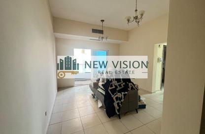 Apartment - 1 - 2 for rent in Al Mamzar - Al Mamzar - Sharjah - Sharjah