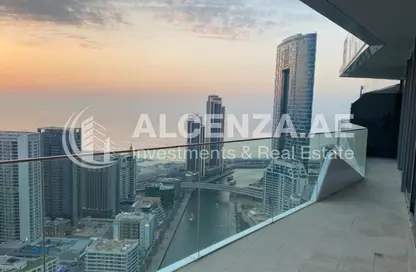 Apartment - 2 Bedrooms - 2 Bathrooms for rent in Stella Maris - Dubai Marina - Dubai