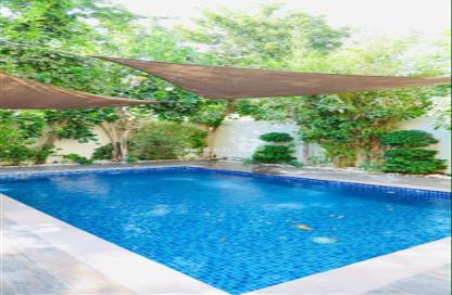 Villa - 4 Bedrooms - 4 Bathrooms for rent in District 7 - Jumeirah Park - Dubai