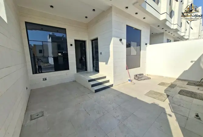 156003444 - Property Image 2