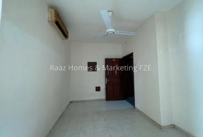 156446104 - Property Image 2