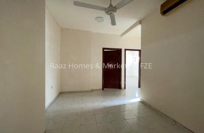 Apartment - 2 - 1 for rent in Al Khudira Building - Al Ghuwair - Al Gharb - Sharjah