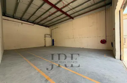 Warehouse - Studio - 1 Bathroom for rent in Al Sajaa Industrial - Al Sajaa - Sharjah