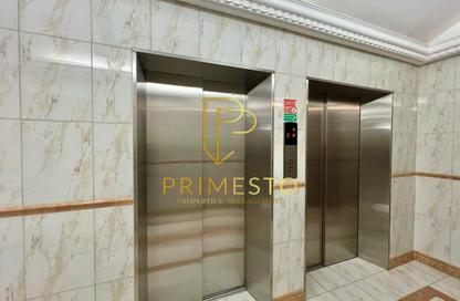 Apartment - 3 Bedrooms - 4 Bathrooms for rent in Six Towers Complex Al Bateen - Al Bateen - Abu Dhabi