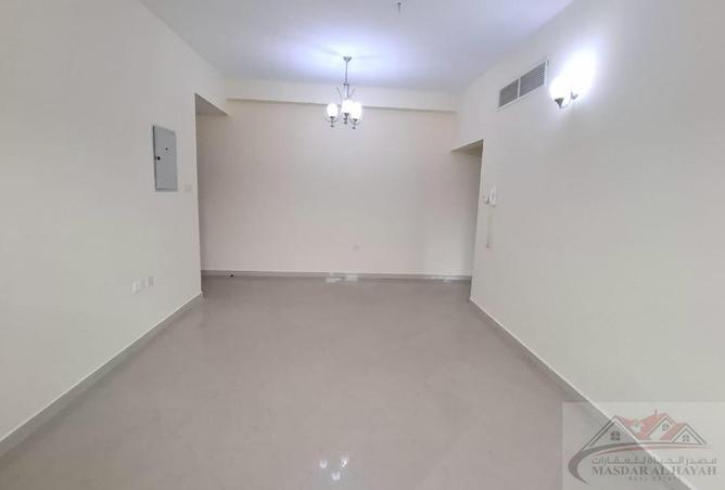 114185142 - Property Image 3