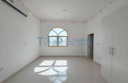 Villa - 5 Bedrooms - 7+ Bathrooms for rent in Al Mnaizlah - Falaj Hazzaa - Al Ain