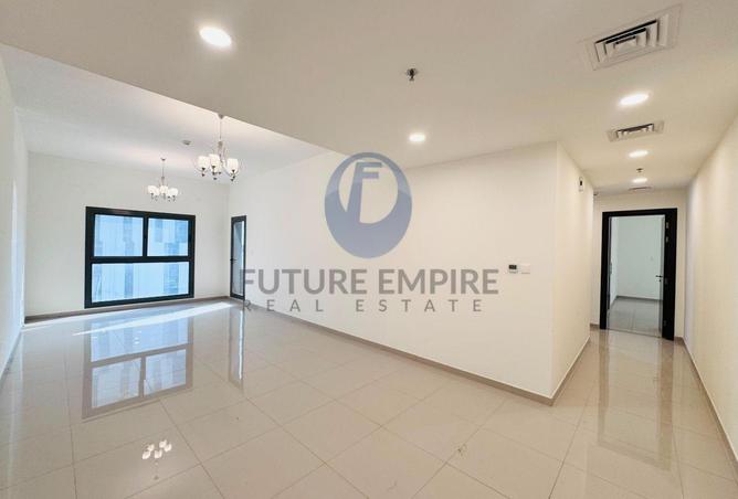 Premium 3BR Apartment | Closed Kitchen | Easy Metr