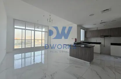 شقة - 3 غرف نوم - 4 حمامات للبيع في الجادة الخامسه - الفرجان - دبي