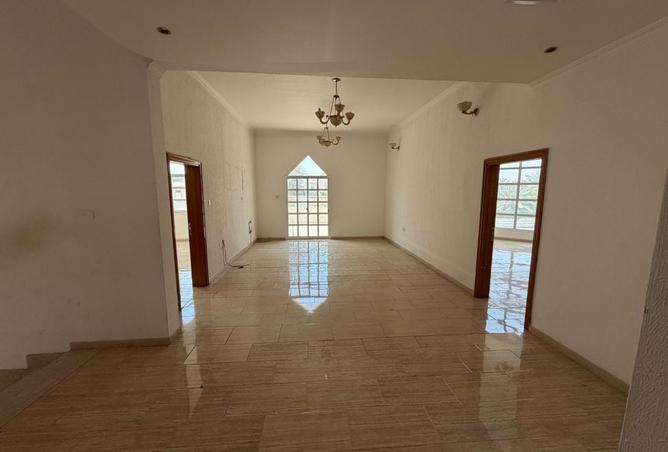 128385052 - Property Main Image
