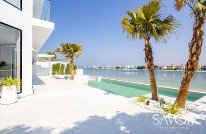 Villa - 5 Bedrooms - 6 Bathrooms for rent in Garden Homes Frond F - Garden Homes - Palm Jumeirah - Dubai