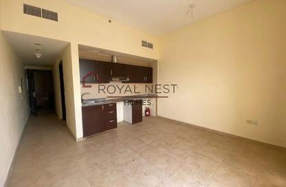 Apartment - Studio - 1 Bathroom for rent in Silicon Gates 1 - Silicon Gates - Dubai Silicon Oasis - Dubai